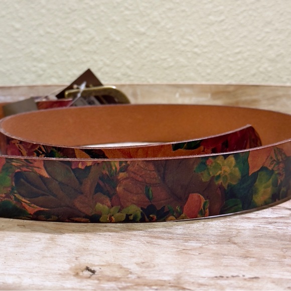 NWT Floral Pattern 100% Leather Belt | Patricia Nash | Size L - Picture 10 of 11